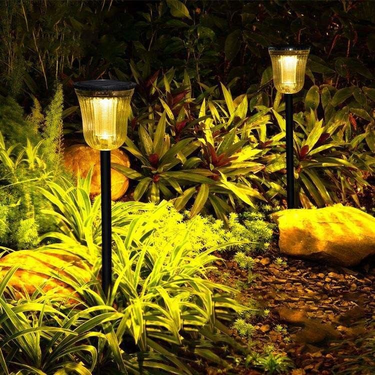 50000 Hour Working Lifetime Solar Powered LED Landscape Light for Garden Decoration