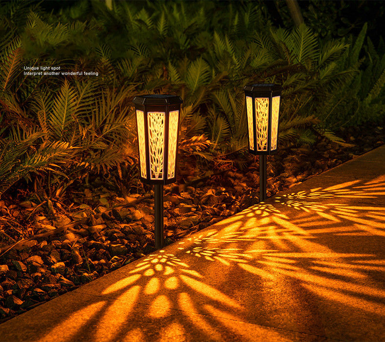 Outdoor Courtyard LED Solar Lawn Lamp with Light Control Induction and Long Lifespan