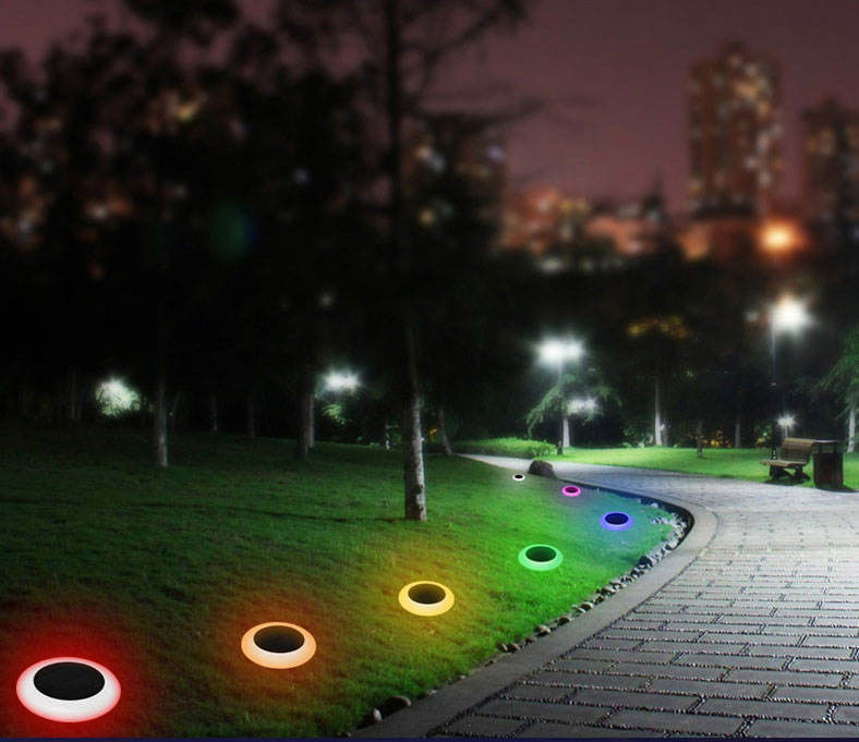Solar Powered Landscape Light for Colorful Outdoor Decorative Lighting in Garden Villa