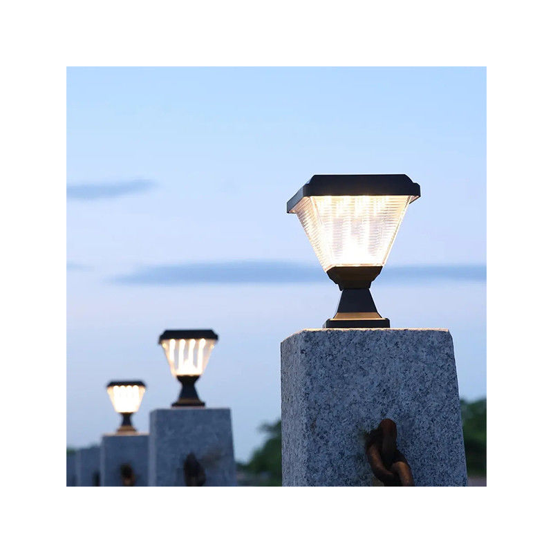 Outdoor Waterproof IP65 Post Lighting Garden Spike Led Gate Solar Pillar Light with ABS