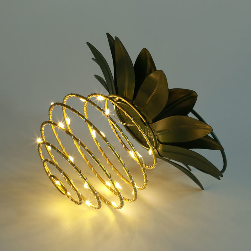 Lamp Luminous Flux lm 15 Solar Pineapple Lantern for Garden Landscape Decoration