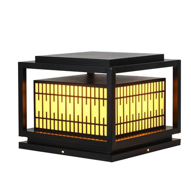 Outdoor Garden Fence Lighting with 80 CRI and 3500K Warm White Color Temperature