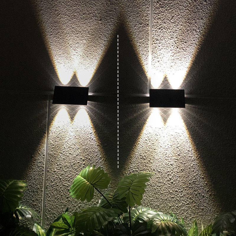 2800-3200K Color Temperature Solar Wall Lights for Outdoor Villa Courtyard Decoration
