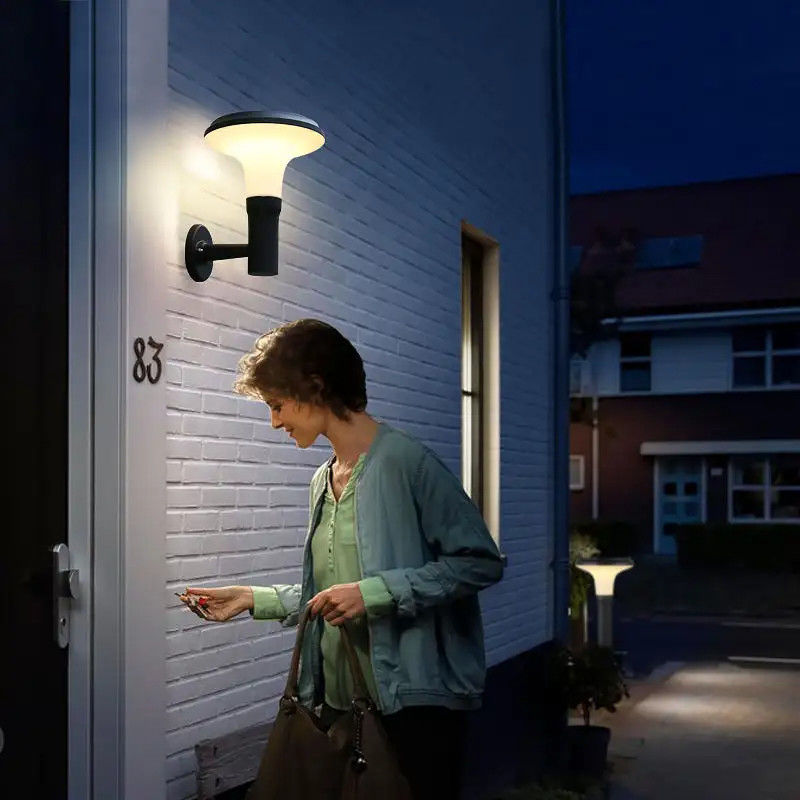 Waterproof Ultra Bright LED Solar Wall Light for Customized Villa Door Outdoor Terrace