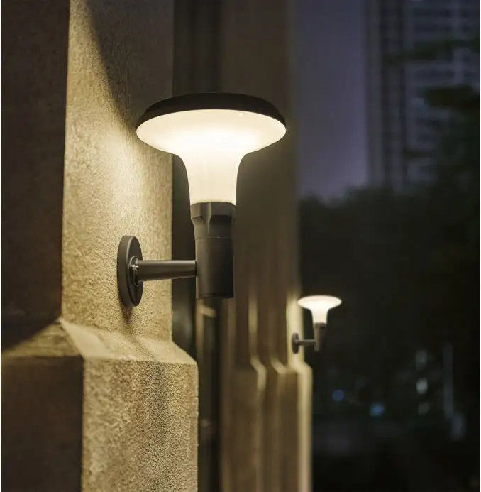 Waterproof Ultra Bright LED Solar Wall Light for Customized Villa Door Outdoor Terrace