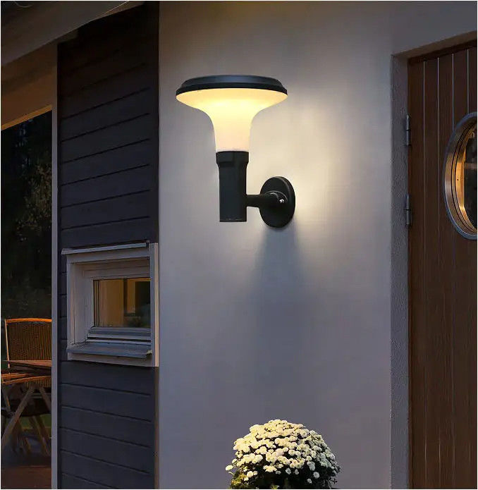 Waterproof Ultra Bright LED Solar Wall Light for Customized Villa Door Outdoor Terrace