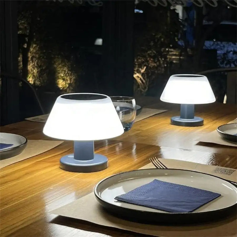 80 Ra Color Rendering Index Solar Courtyard Night Lamp for Dining and Bar Atmosphere
