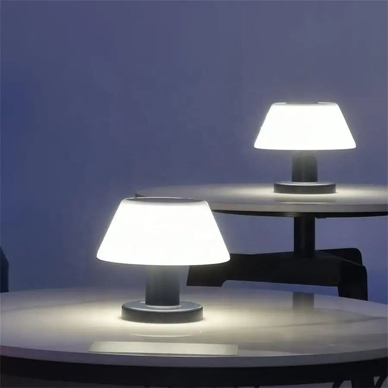 80 Ra Color Rendering Index Solar Courtyard Night Lamp for Dining and Bar Atmosphere