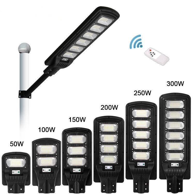 Battery 3.2V/16000MAH 100lm/w 100w 200w 300w Solar Street Light with Remote Control