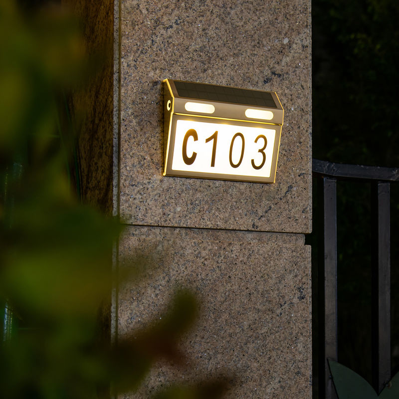 40lm Luminous Flux Solar LED Garden Light for Home Garage Door Plate Wall Lighting
