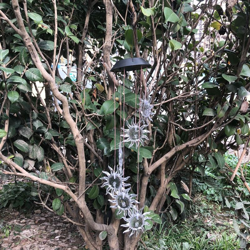 Solar Powered Wind Chime Light LED Color Changing Outdoor Lamp for Garden ABS Material